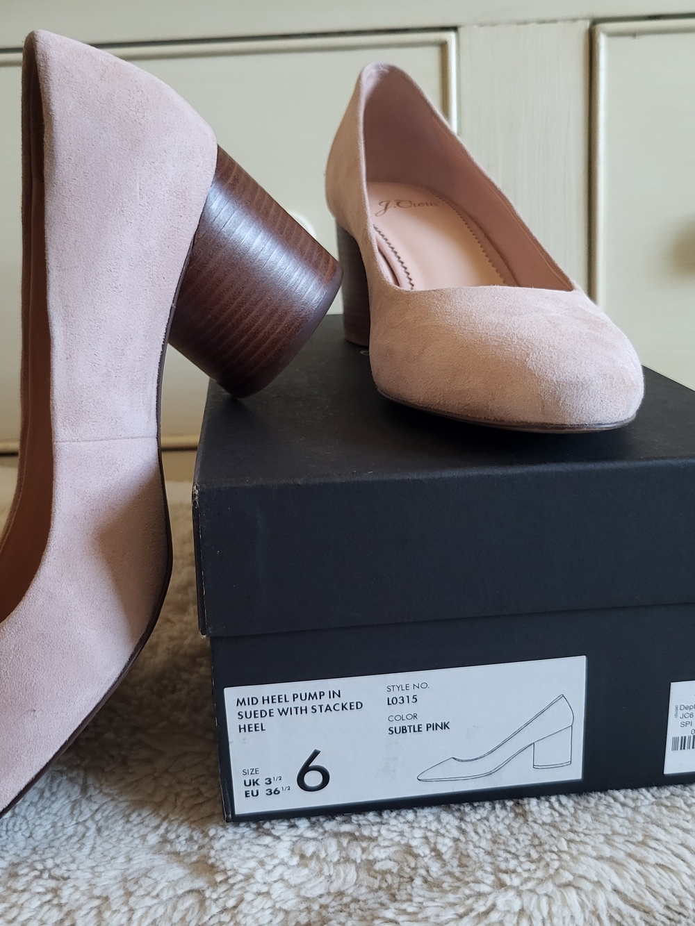 JCrew Subtle Pink Suede Mid Heel Pump - Women's Classic Work Shoe